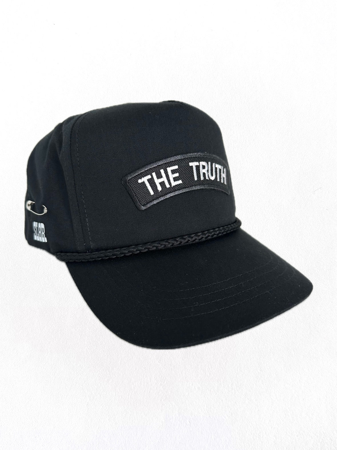 ROOTED HAT